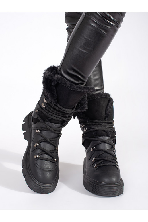 Černé dámské šněrovací sněhule s kožíškem na platformě