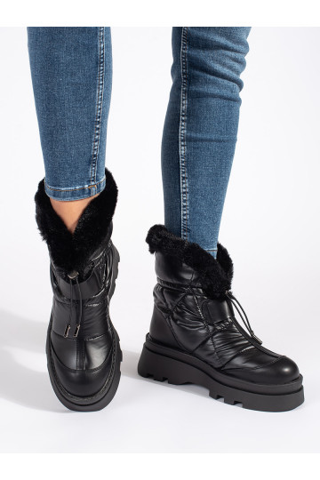 Černé dámské sněhule s černou kožešinou na platformě