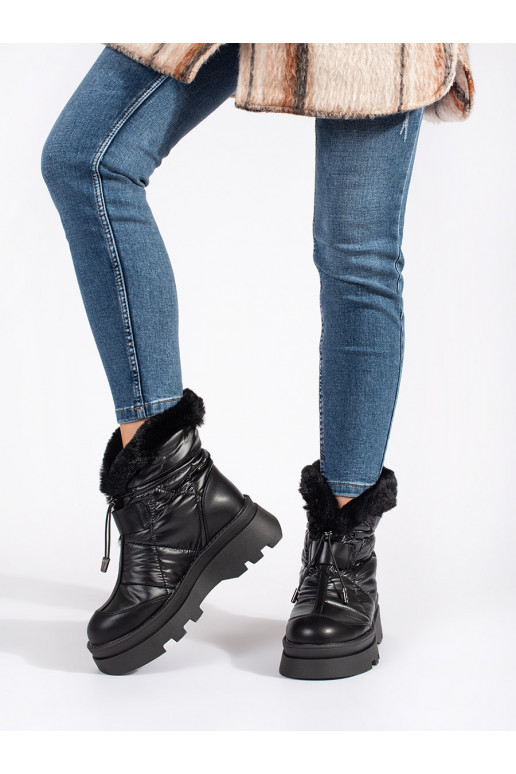 Černé dámské sněhule s černou kožešinou na platformě