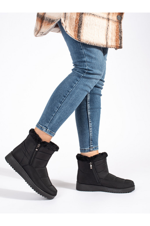 Černé lehké dámské sněhule