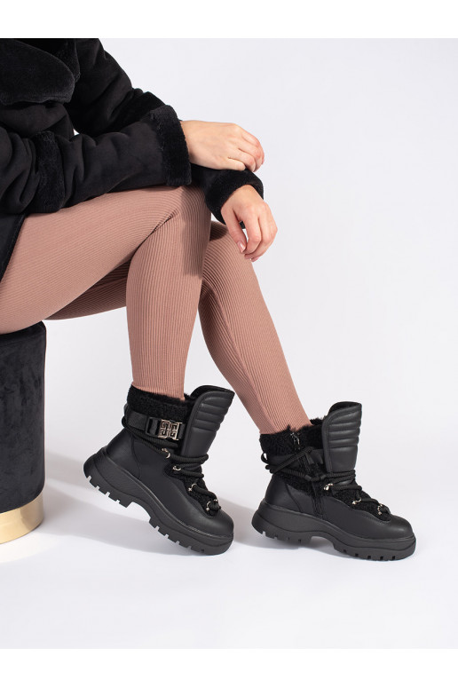 Černé dámské sněhule s kožešinou na hrubé podrážce