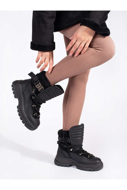 Černé dámské sněhule s kožešinou na hrubé podrážce