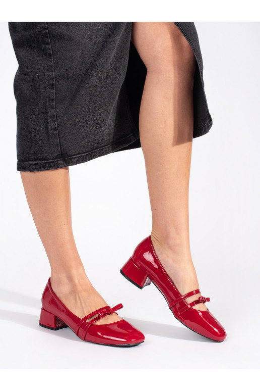 Červené lakované lodičky na nízkém podpatku