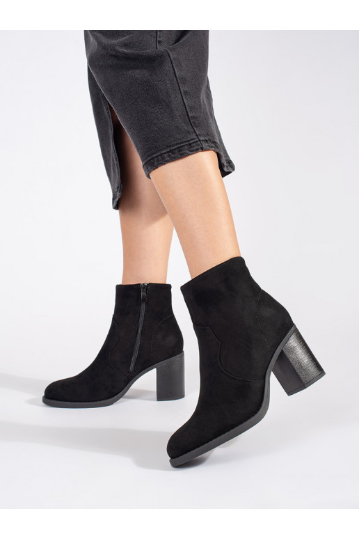 Černé semišové klasické kotníkové boty dámské na sloupku