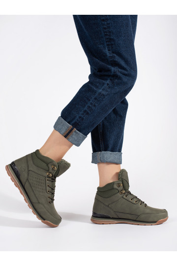 Tmavě zelené zateplené trekové boty