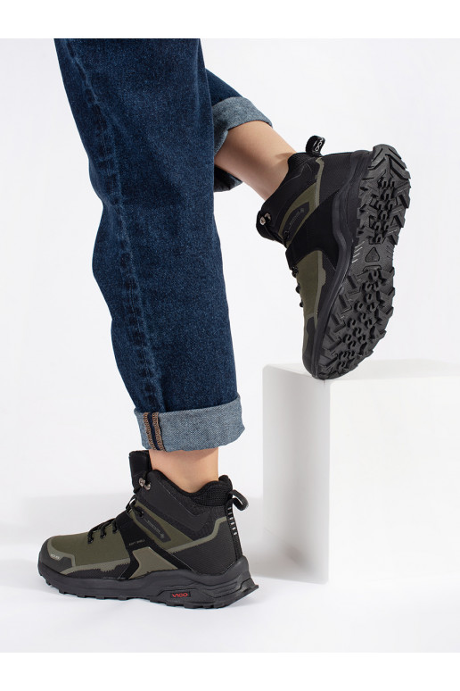Zelené trekové boty zateplené