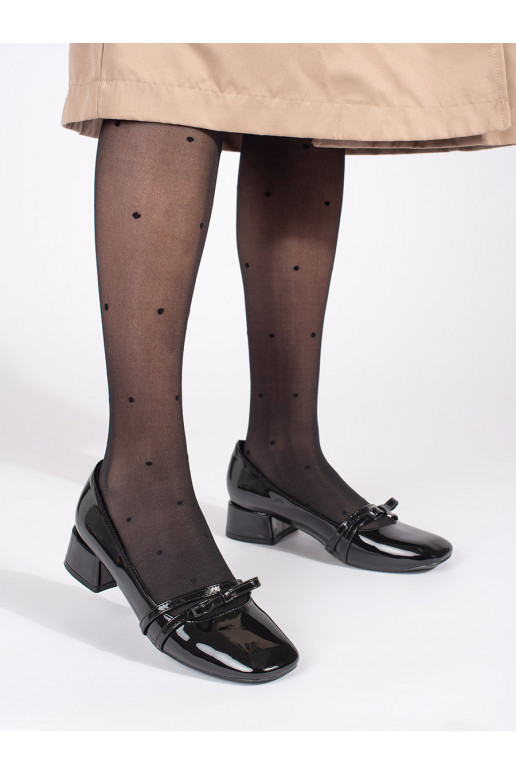 Černé lakované lodičky na nízkém podpatku