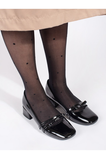 Černé lakované lodičky na nízkém podpatku 2