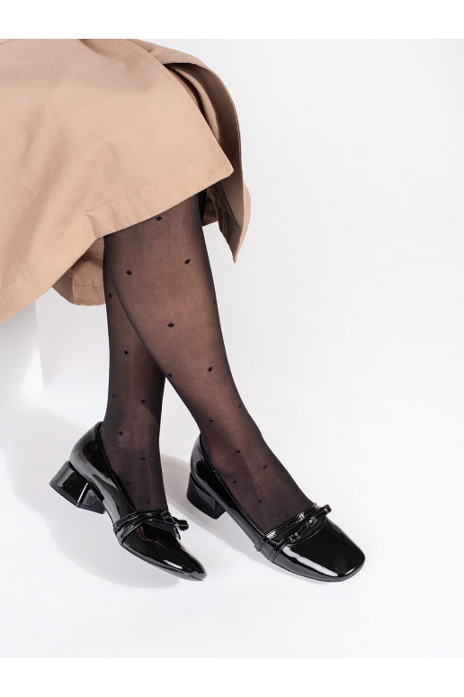 Černé lakované lodičky na nízkém podpatku