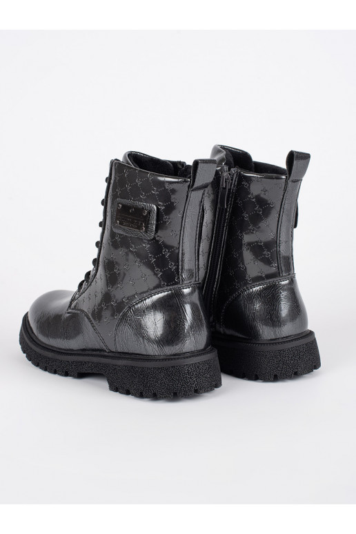 Černé lakované dívčí kotníkové boty na šněrování