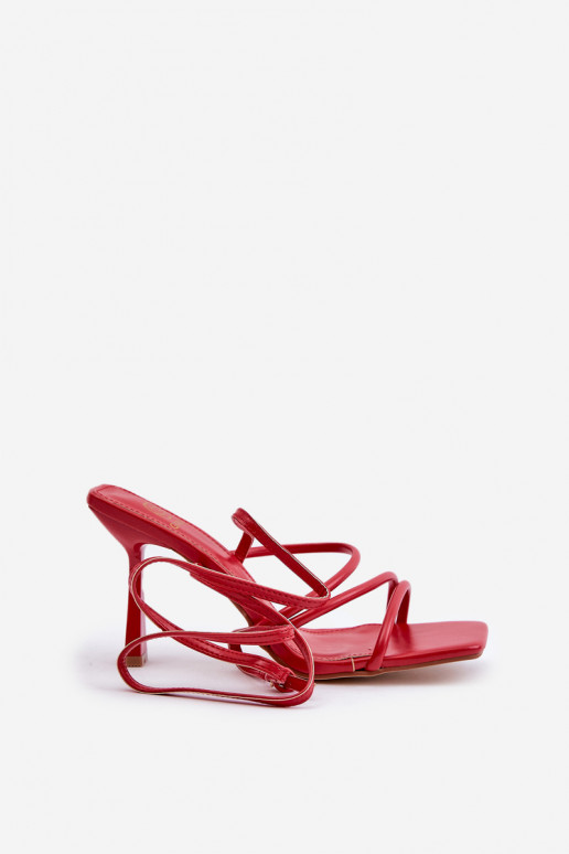 Stylové Sandály Na Podpatku S Pásky Červené Saredi