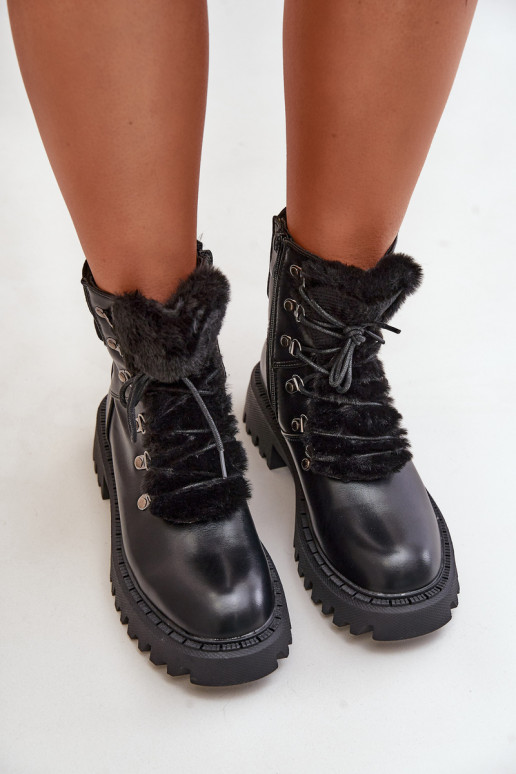 Zateplené kotníkové boty na zip z eko kůže černé Willatta Zateplené kotníkové boty na zip z eko kůže černé Willatta