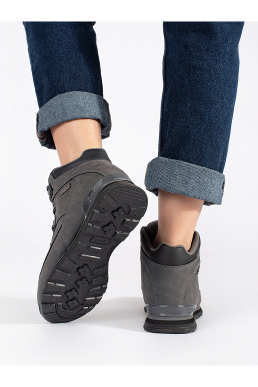 Šedé zateplené boty traperky