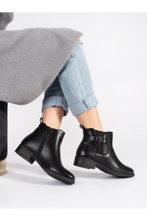 Černé kotníkové dámské štibletky na plochém podpatku