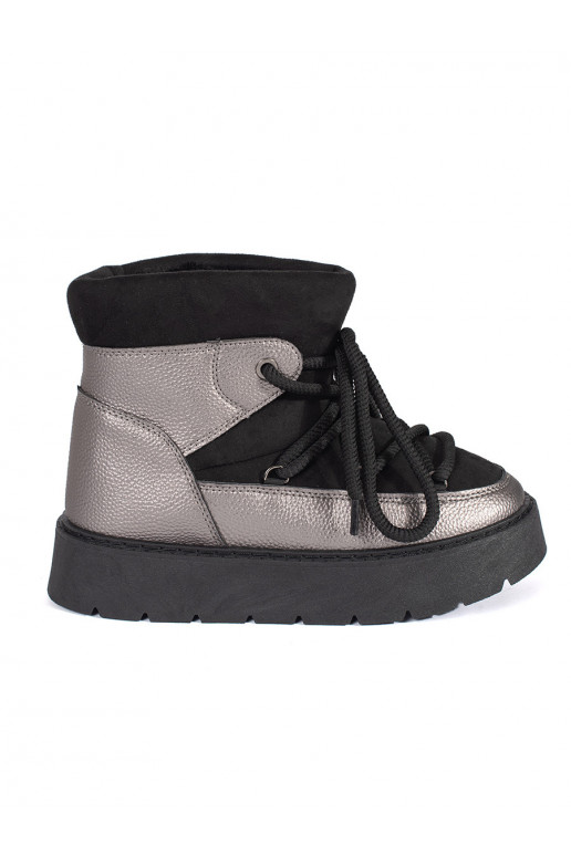 Dámské černo-stříbrné šněrovací sněhule se silnou podrážkou