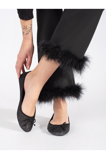 Černé lesklé dámské baleríny s mašličkou