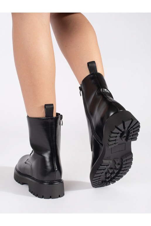 Černé kotníkové workery hladké na šněrování