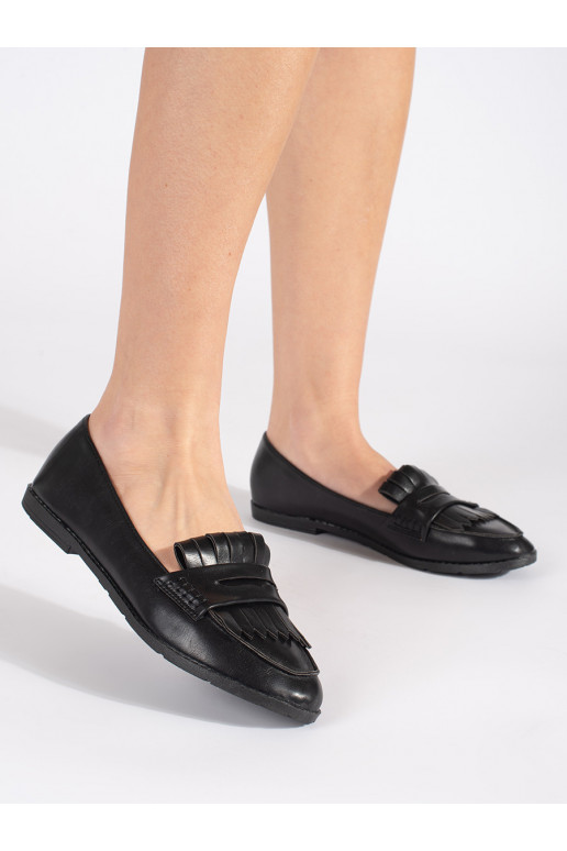 Černé mokasíny zdobené třásněmi