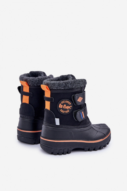 Dětské Sněhové Boty Na Suchý Zip Lee Cooper LCJ-24-44-2865K Černé Dětské Sněhové Boty Na Suchý Zip Lee Cooper LCJ-24-44-2865K Černé