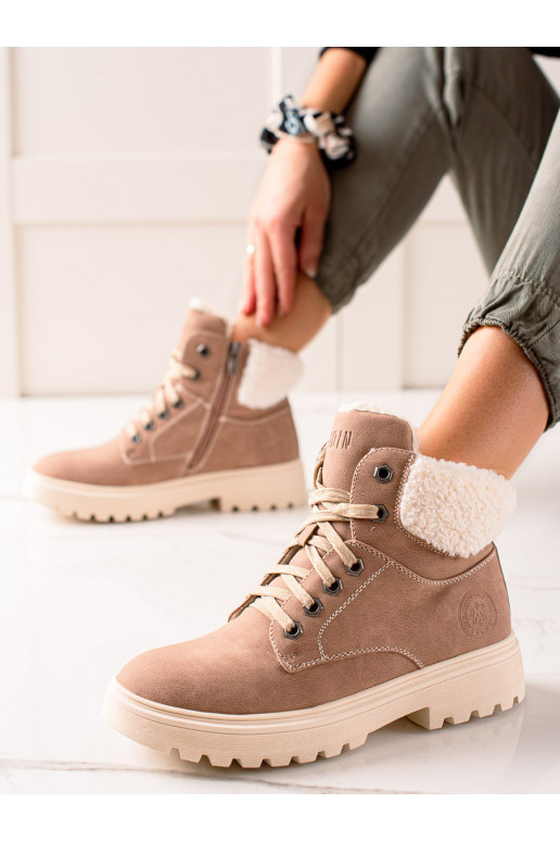 STYLOVÉ TRAPERKY Z EKO KŮŽE