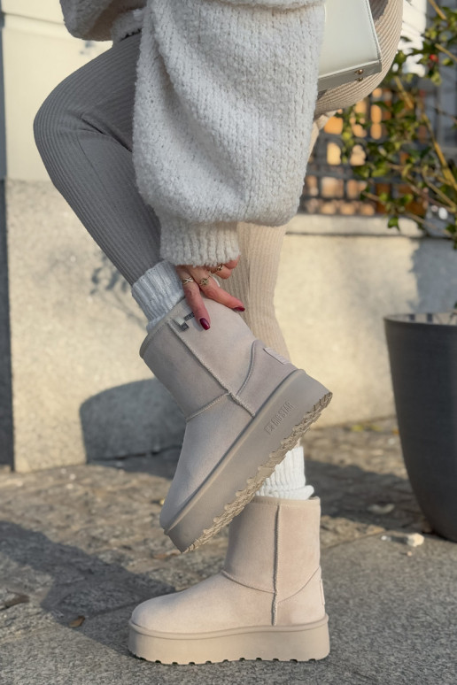 Vysoké dámské sněhule na platformě Big Star OO274897 světle béžové Vysoké dámské sněhule na platformě Big Star OO274897 světle béžové