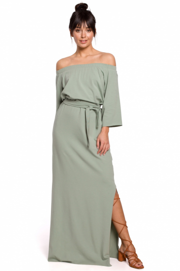 Ilga suknelė atvirais... 2