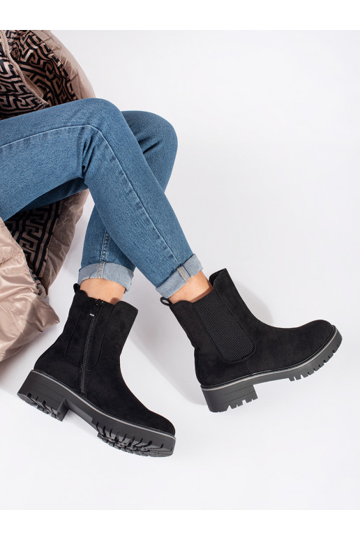Černé ploché semišové kotníkové boty s částečně elastickým svrškem