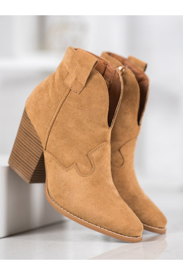 SEMIŠOVÉ KOVBOJKY NA SLOUPKU 2