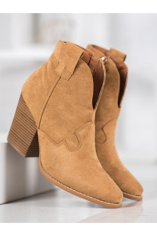 SEMIŠOVÉ KOVBOJKY NA SLOUPKU