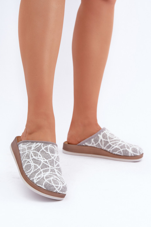 Lesklé dámské pantofle Inblu CT000028 Šedé Lesklé dámské pantofle Inblu CT000028 Šedé