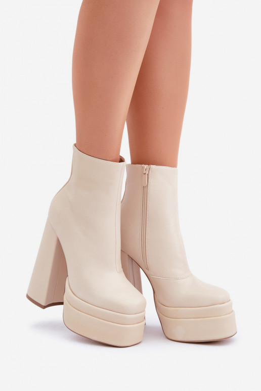 Boty Na Masivní Platformě A Podpatku Zateplené Světle Béžové Selahra Boty Na Masivní Platformě A Podpatku Zateplené Světle Béžové Selahra