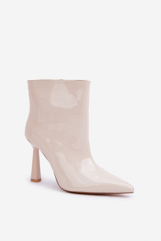 Lakované Boty Na Špičce Nazouvací Světle Béžové Seliri
