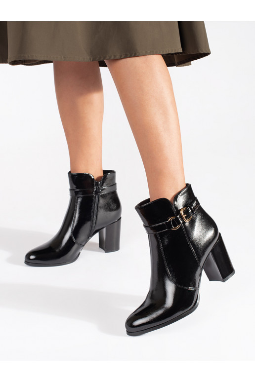 Černé lakované kotníkové boty na podpatku Sergio Leone