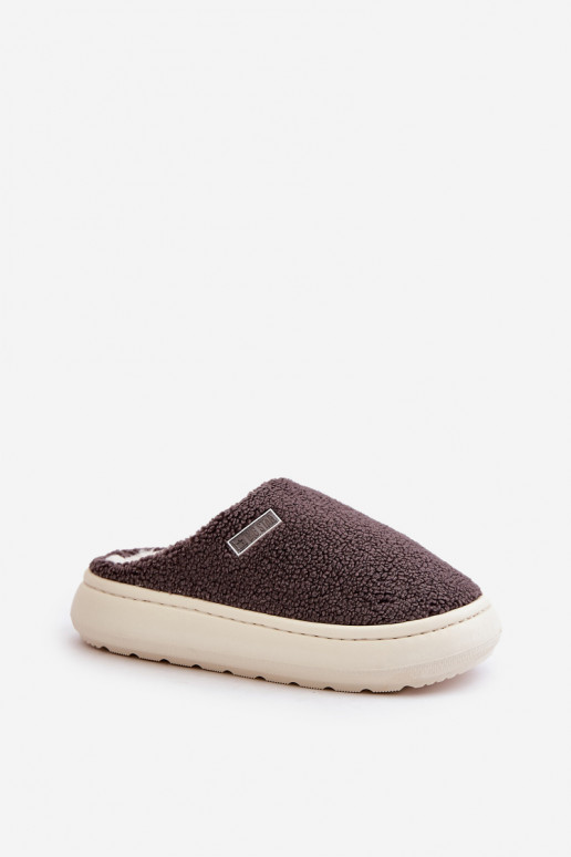 Pašiltintos šlepetės su storu padu...