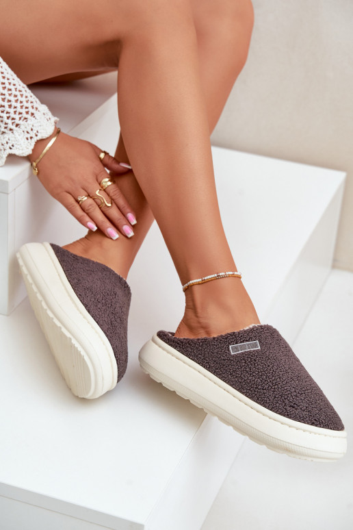 Pašiltintos šlepetės su storu padu...