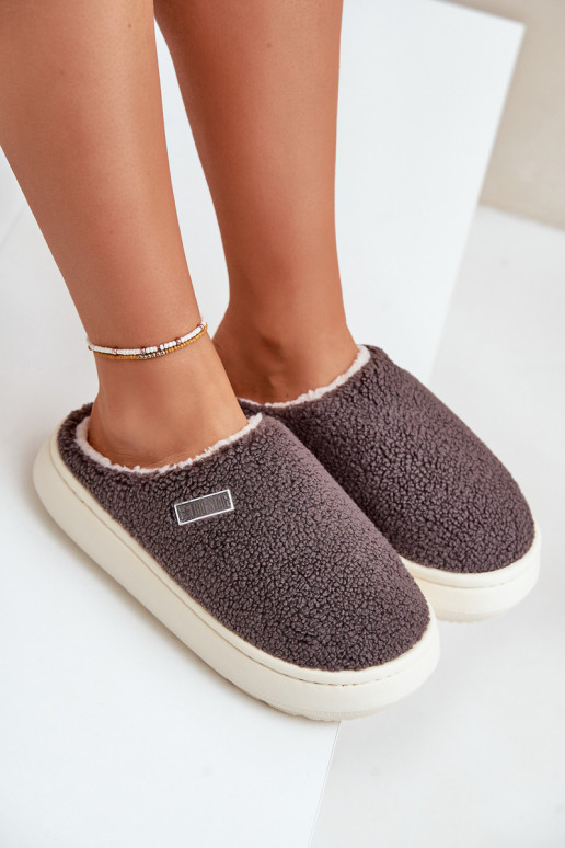 Pašiltintos šlepetės su storu padu...