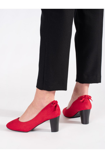 Červené semišové lodičky na sloupku 2