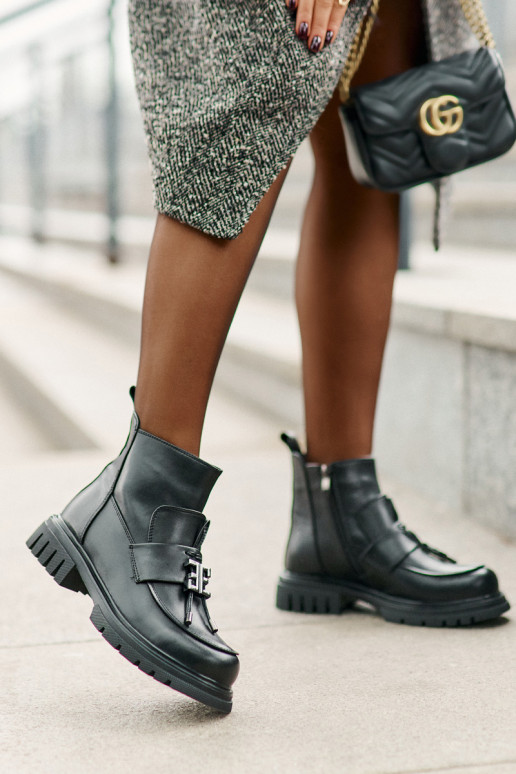 Odiniai aulinukai su ornamentais...