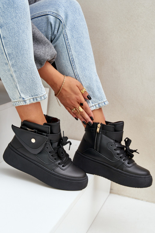 Vysoké sneakersy s kapsou na platformě černé Saramis Vysoké sneakersy s kapsou na platformě černé Saramis