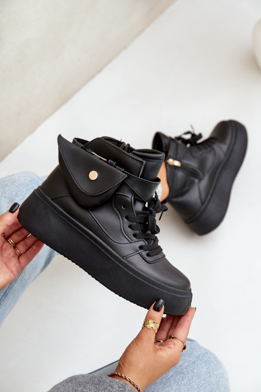 Vysoké sneakersy s kapsou na platformě černé Saramis Vysoké sneakersy s kapsou na platformě černé Saramis