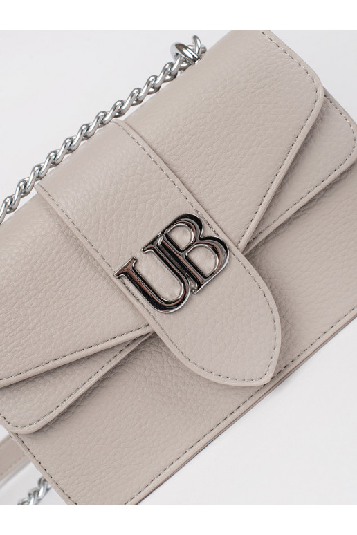 Béžová malá kabelka přes rameno se stříbrným řetízkem