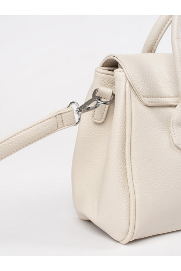 Světle béžová kabelka přes rameno s páskem 2