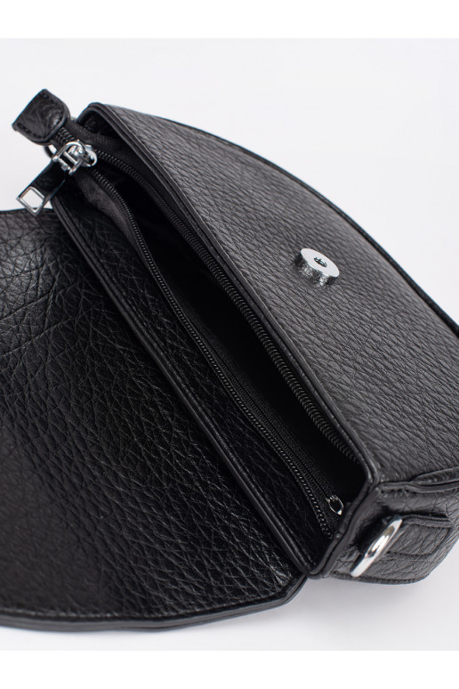 Černá kabelka typu ledvinka