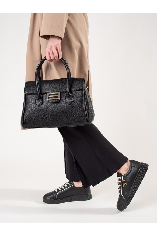 Kožené černé sneakersy na hrubé podrážce