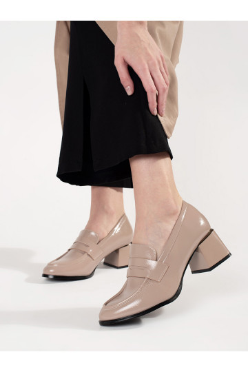 Béžové polobotky na podpatku