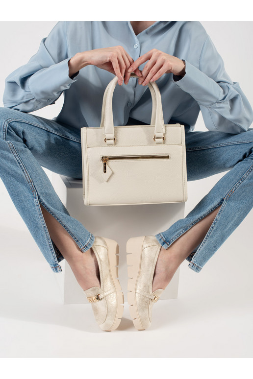 Zlaté mokasíny na klínku s řetízkem Zlaté mokasíny na klínku s řetízkem