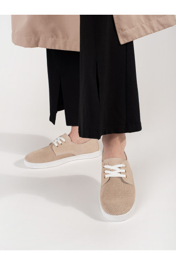 Béžové tenisky dírkované z přírodní kůže