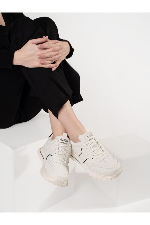 Kožené sportovní boty na hrubé podrážce