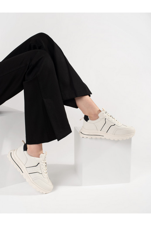 Kožené sportovní boty na hrubé podrážce