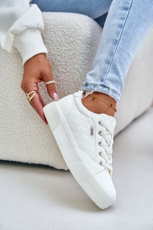 Laisvalaikio bateliai su platforma... Laisvalaikio bateliai su platforma...